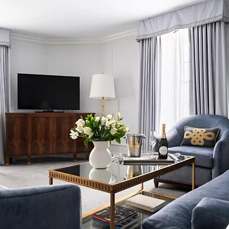 The Eliot Hotel Boston Exterior photo A living room at the hotel